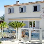 Spacieuse A Avec Piscine Et Jardin. 빌라 아그