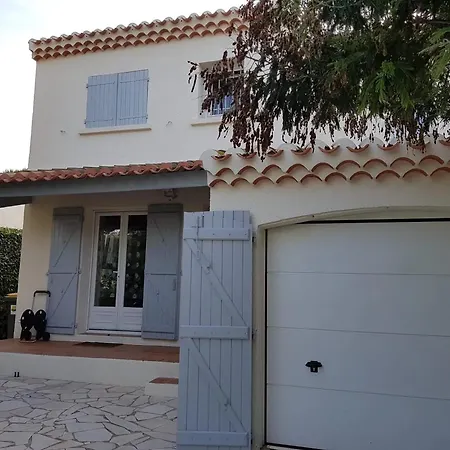 Spacieuse A Avec Piscine Et Jardin. * Agde